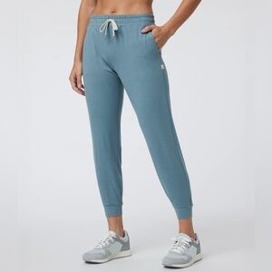 VUORI performance jogger sweatpants size XS color smoke blue heather like new!!
